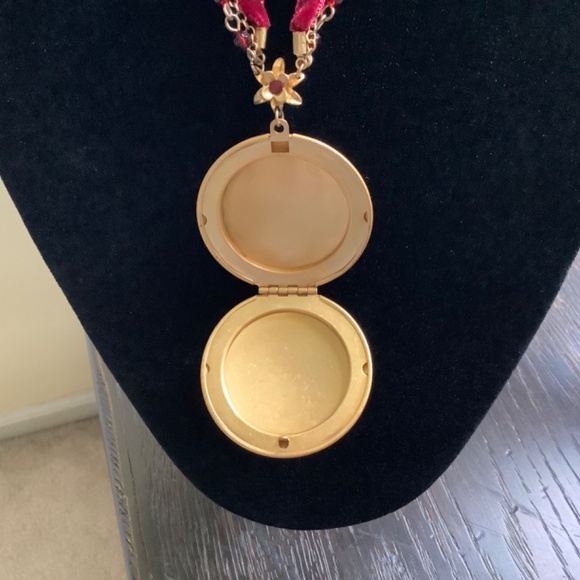 Romantic Vintage Boho Locket Necklace and Beaded Chocker Red OS - Picture 6 of 16